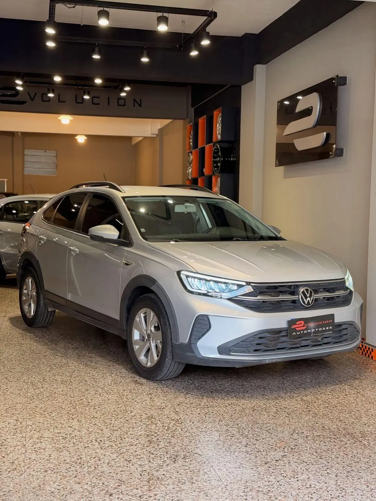 Volkswagen Nivus 200 Tsi Comfortline At   2021 - foto 3