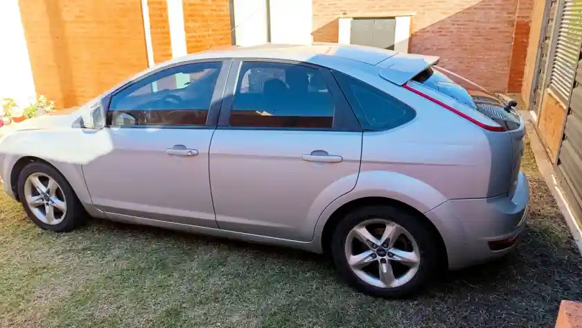 Ford Focus L/08 1.6 5 P Trend  2013 - foto 4