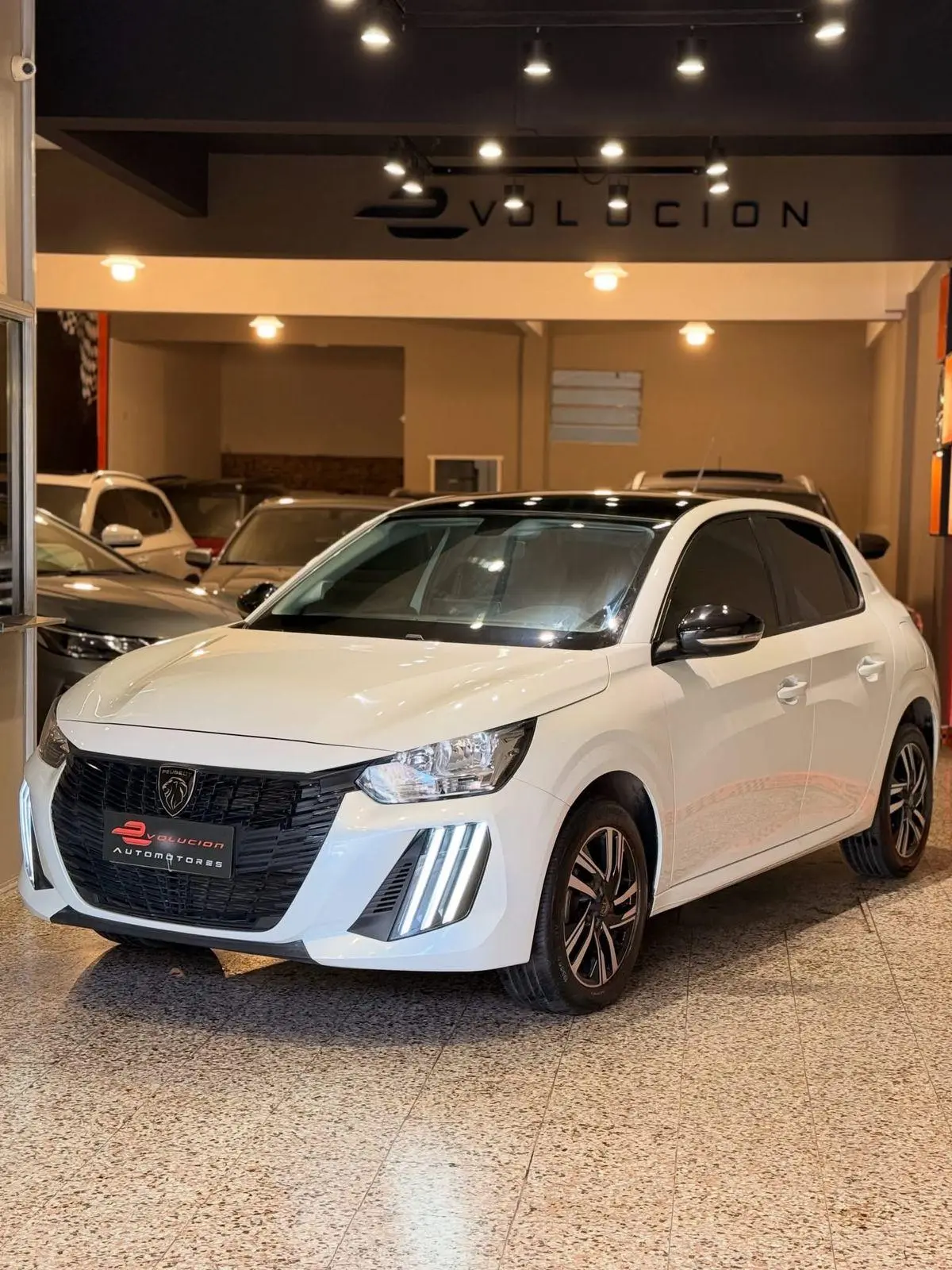Peugeot 208 L/23 1.6 Allure Pack  2024 - foto 3