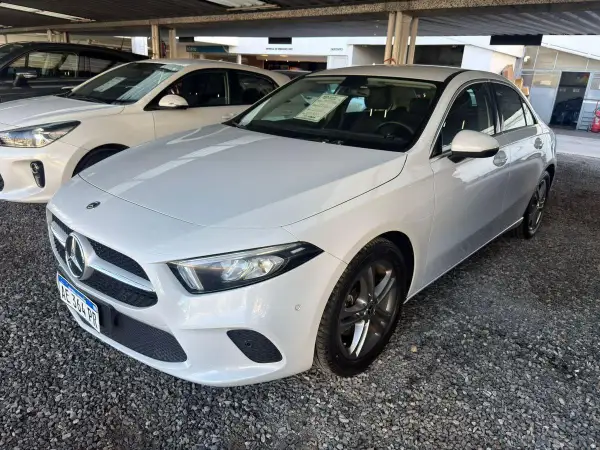 Mercedes Benz A 200 Progressive             L/18  2020 - foto 1