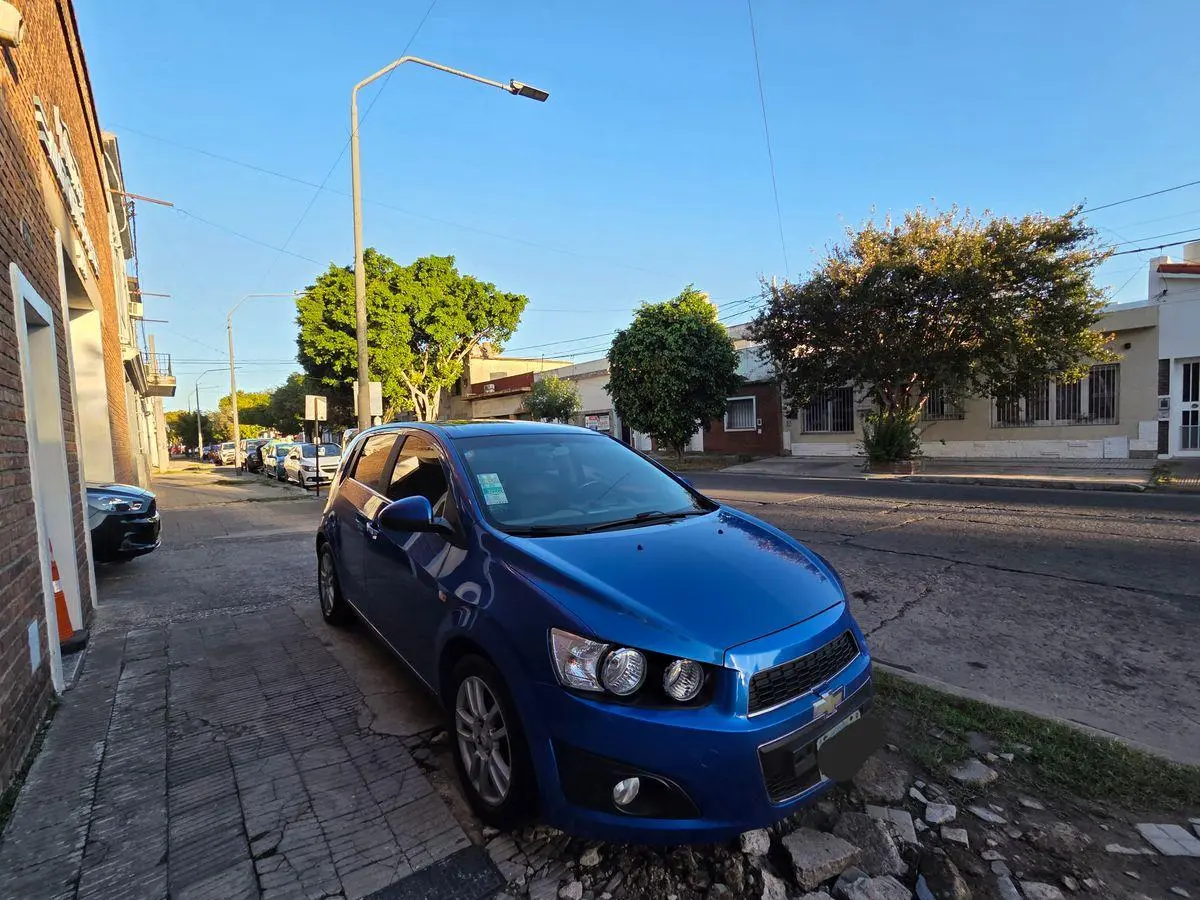 Chevrolet Sonic 1.6 5 Ptas Ltz Aut  2013 - foto 2