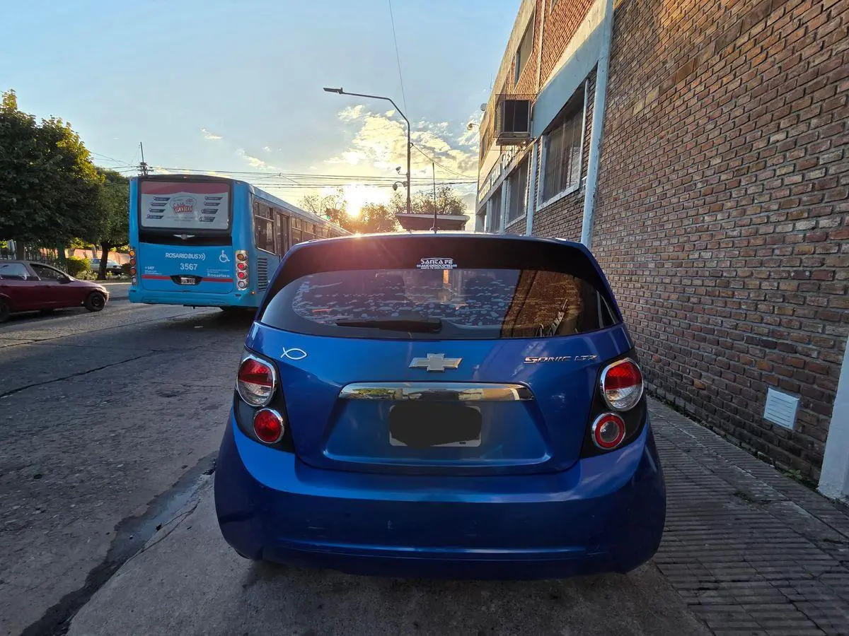Chevrolet Sonic 1.6 5 Ptas Ltz Aut  2013 - foto 3