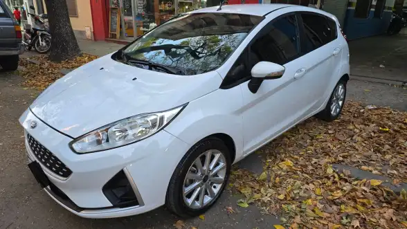 Ford Fiesta  1.6 5P Se             (Kd)  2018 - foto 2