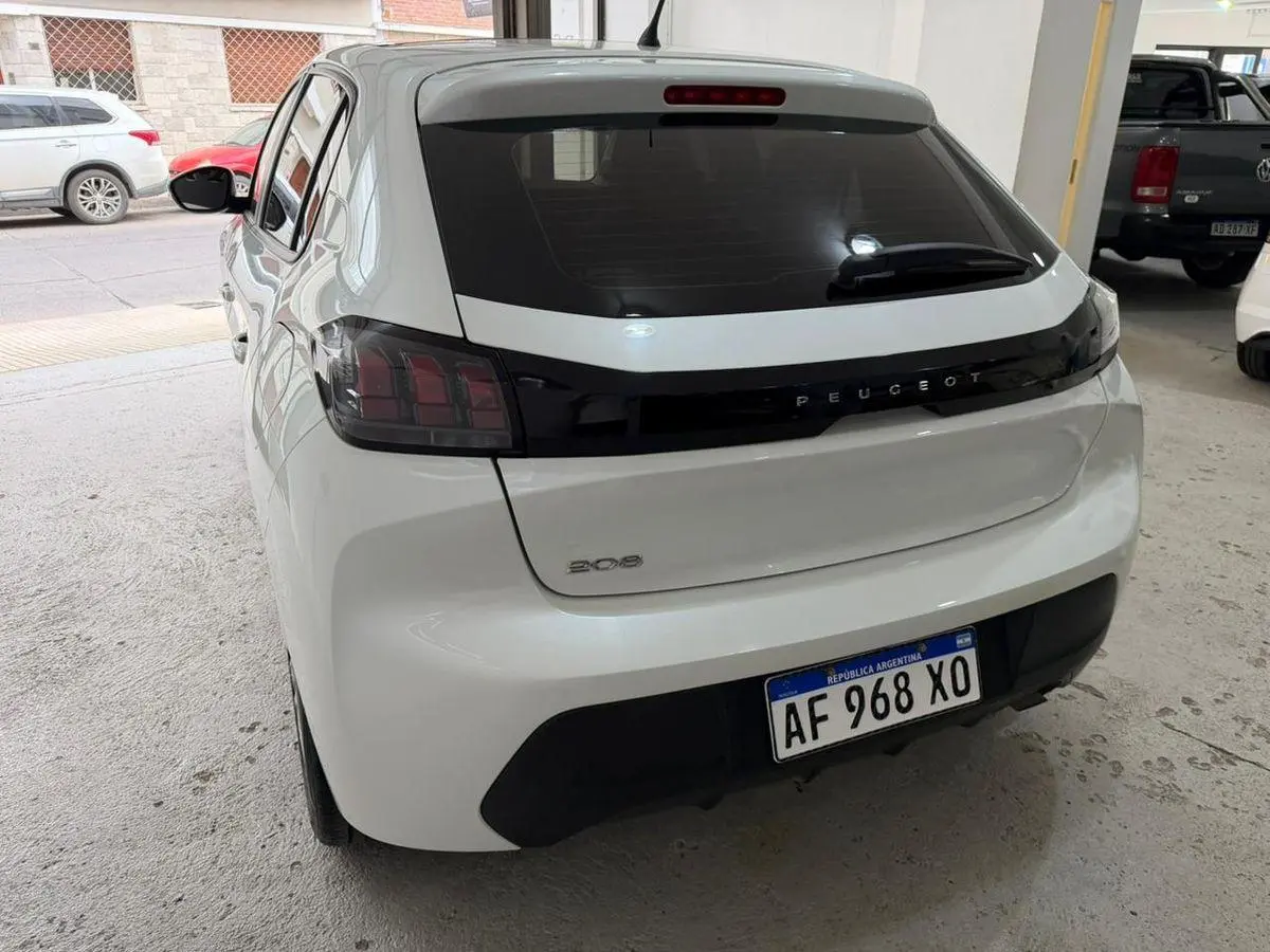 Peugeot 208 L/23 1.6 Active Pack  2023 - foto 5