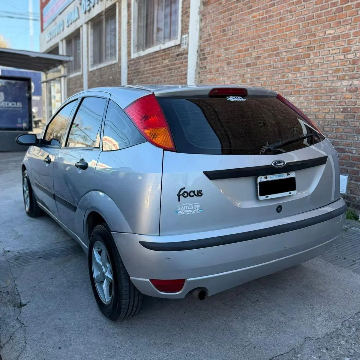 Ford Focus 1.6  8V  Edge     5 P  2005 - foto 2