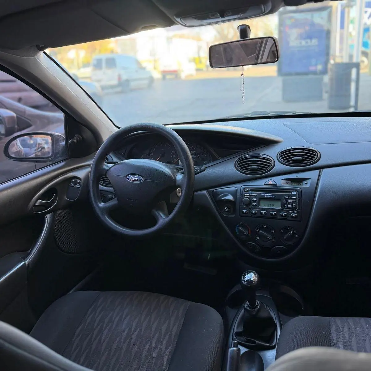 Ford Focus 1.6  8V  Edge     5 P  2005 - foto 4