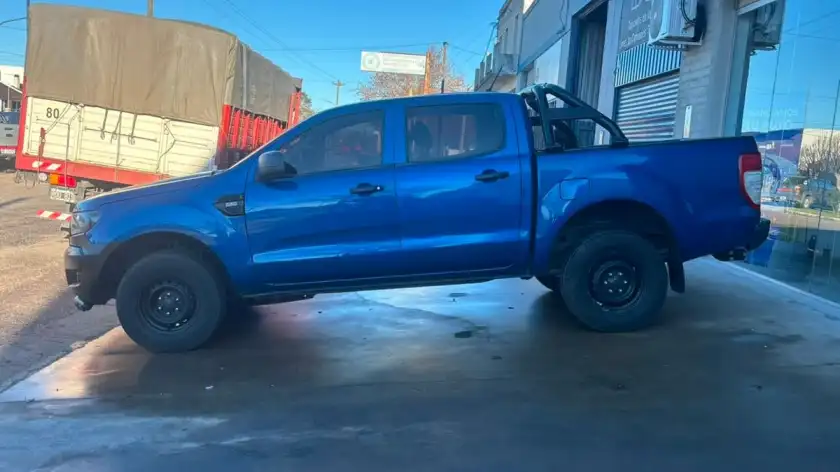 Ford Ranger 2.2 Tdi Dc 4X2 L/19 Xl  2020 - foto 3