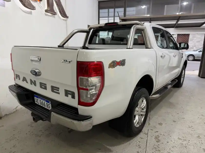 Ford Ranger 3.2 Tdi Dc 4X4 L/19 Xlt At  2020 - foto 4