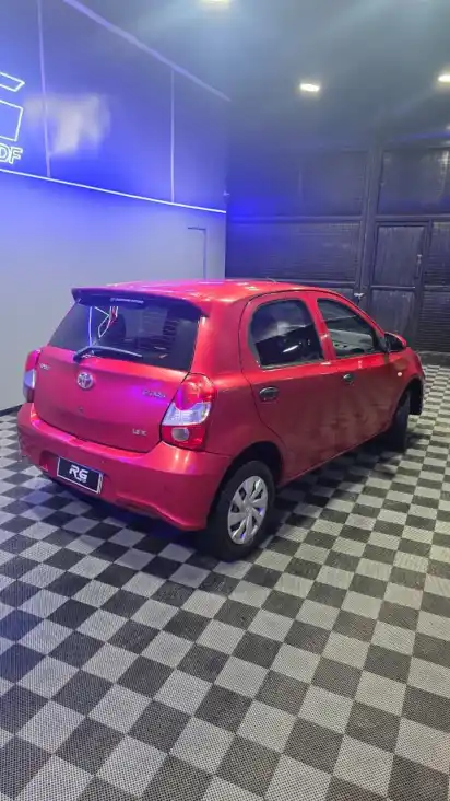 Toyota Etios 1.5 5 Ptas X  6Mt       L/18  2021 - foto 3