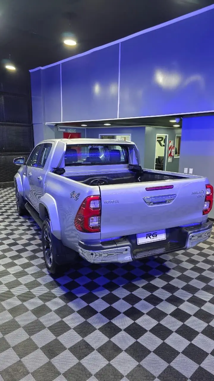 Toyota Hilux L/23 2.8 Dc 4X4 Tdi Srx At6  2024 - foto 4