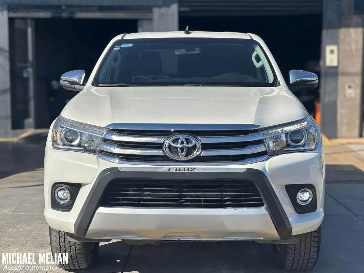 Toyota Hilux L/16 2.8 Dc 4X4 Tdi Srx  2018 - foto 2