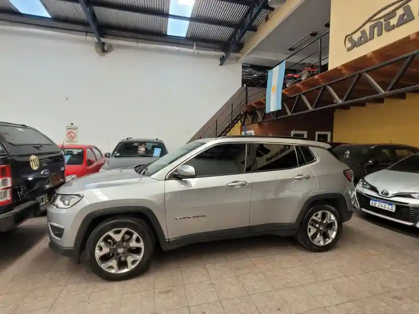 Chrysler Jeep Compass 2.4 Longitude At6 4X2  2020 - foto 3