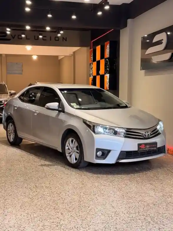 Toyota Corolla 1.8 Xei L/14 Pack Cvt  2016 - foto 1