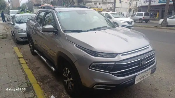 Fiat Toro 1.8Mpi Freedom 4X2 At L/21  2022 - foto 1