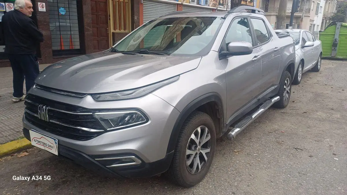 Fiat Toro 1.8Mpi Freedom 4X2 At L/21  2022 - foto 2