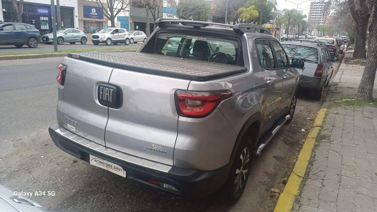 Fiat Toro 1.8Mpi Freedom 4X2 At L/21  2022 - foto 4