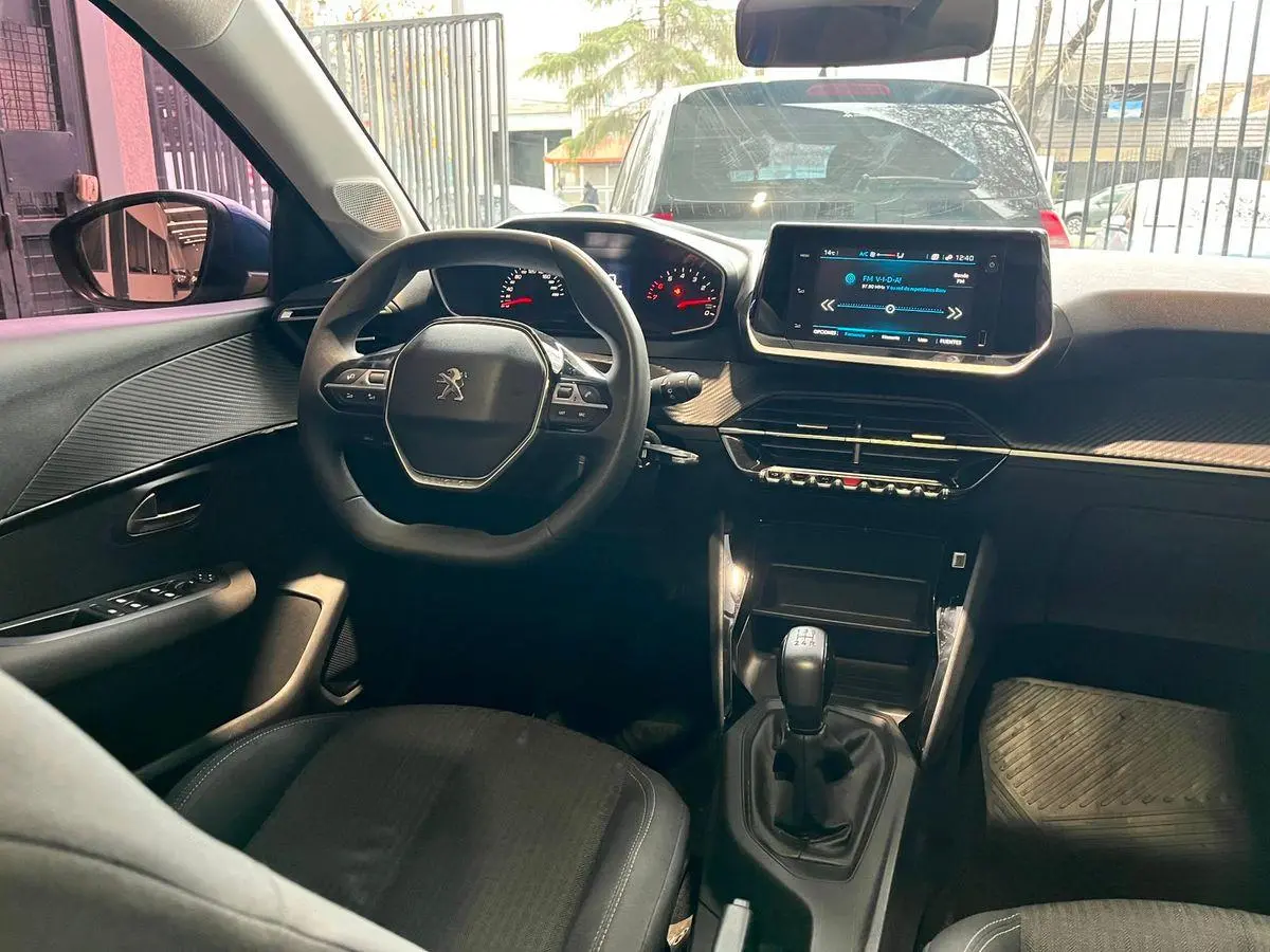 Peugeot 2008 1.6 Active  2020 - foto 5