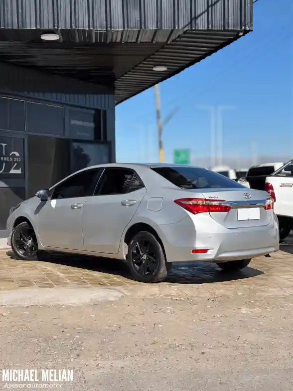 Toyota Corolla 1.8 Xei L/14  2014 - foto 4