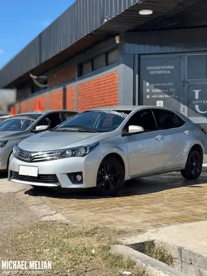 Toyota Corolla 1.8 Xei L/14  2014 - foto 5