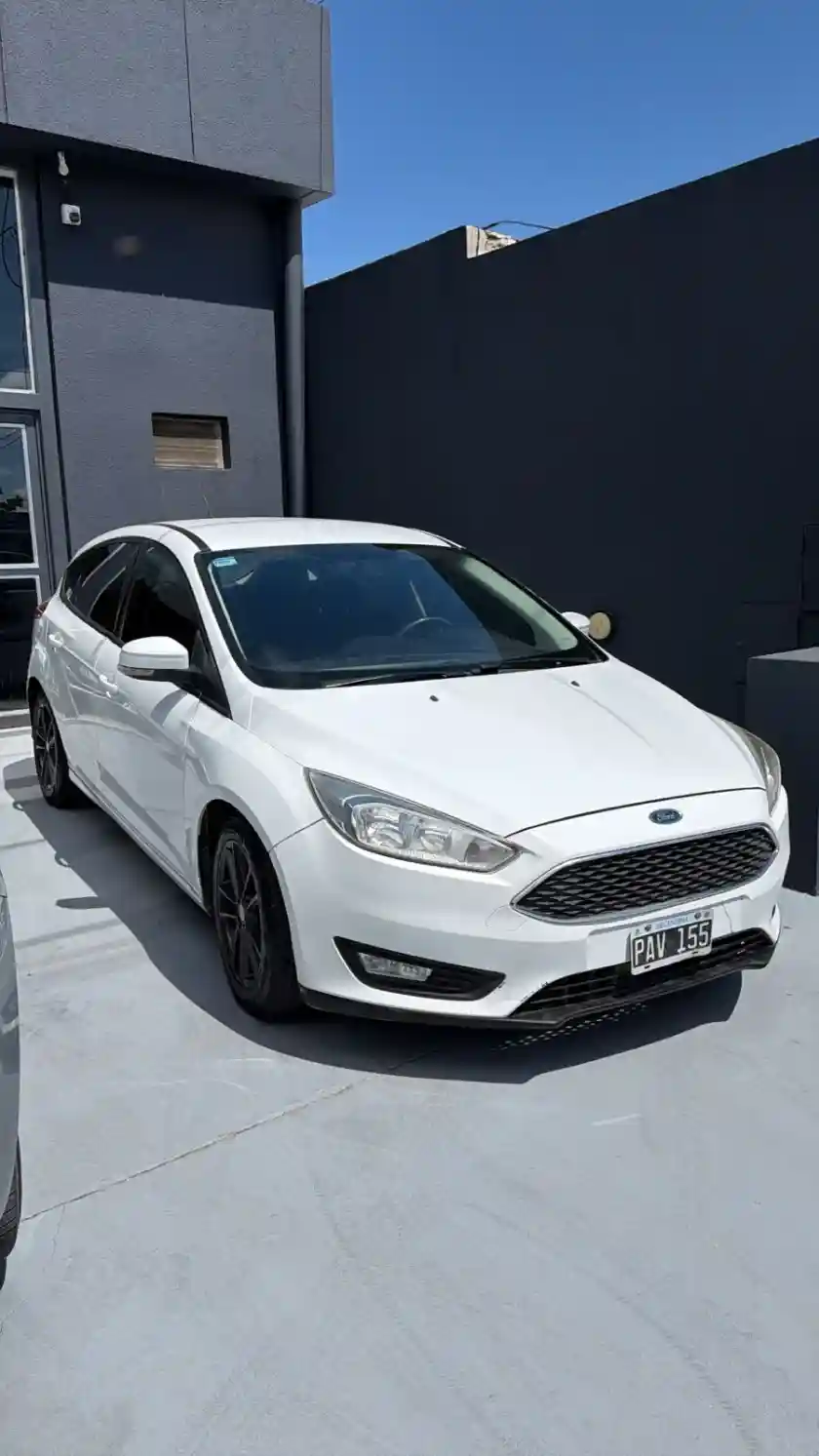 FORD FOCUS L/16 1.6 5 P S 2015 - foto 1