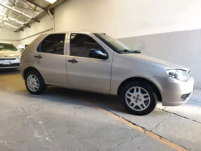 Fiat Palio 1.4 5 P Fire L/09  2010 - foto 2
