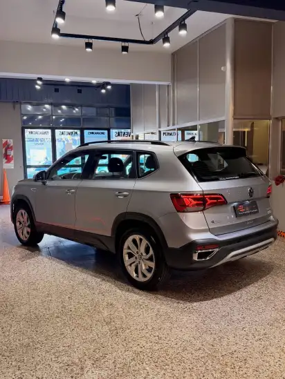 Volkswagen Taos 1.4 250 Tsi Comfortline At L/24  2025 - foto 5
