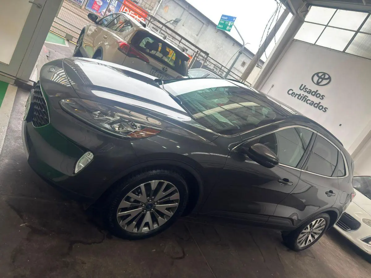 Ford Kuga 2.5 Hibrida 4X4 Titanium Aut  2020 - foto 2