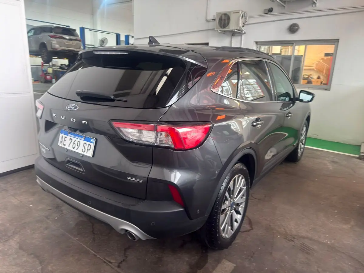 Ford Kuga 2.5 Hibrida 4X4 Titanium Aut  2020 - foto 4