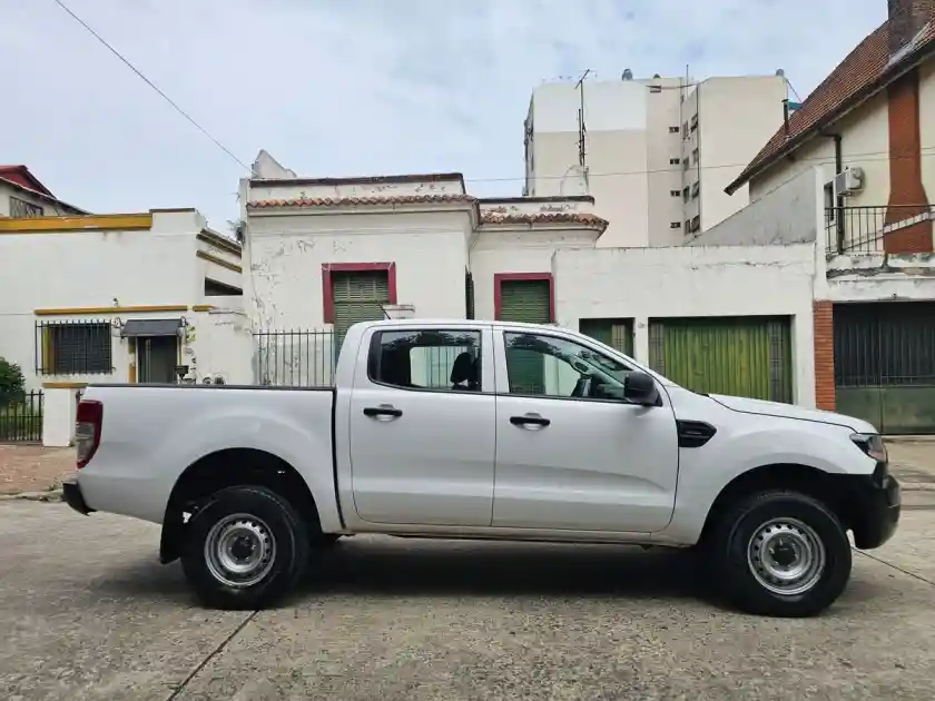 Ford Ranger 2.5 Dc 4X2 L/19 Xl  2020 - foto 3