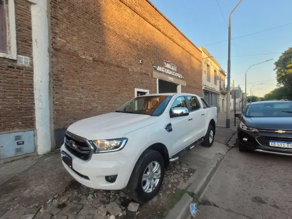 Ford Ranger 3.2 Tdi Dc 4X2 L/19 Xlt  2020 - foto 1