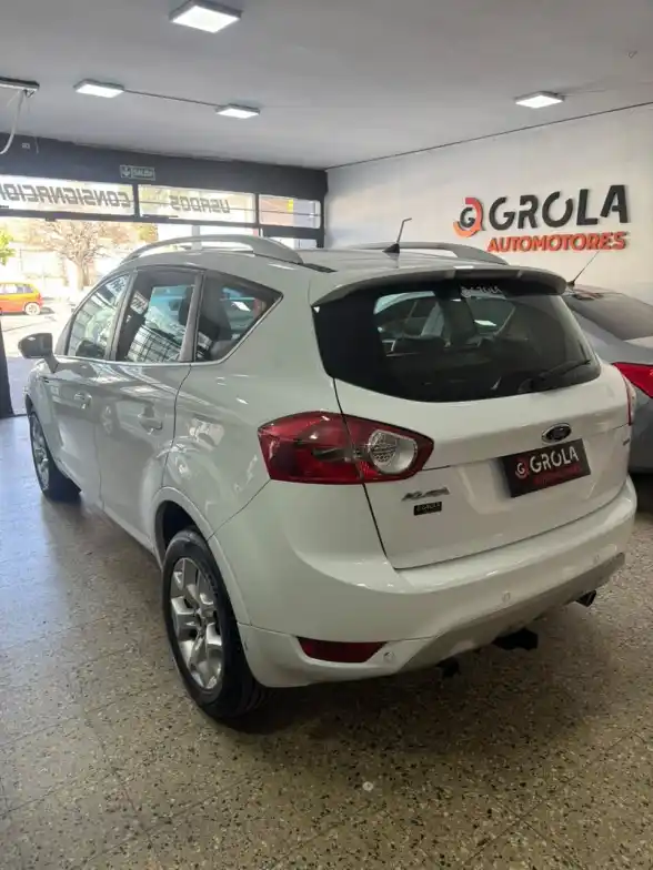 Ford Kuga 2.5 Titanium 4X4 Aut L  2011 - foto 4