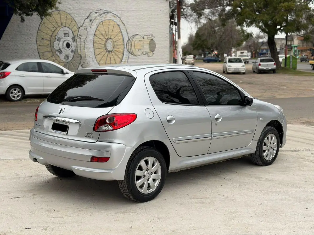 Peugeot 207 Compact 1.4 5 P Xs//Allure  2012 - foto 3