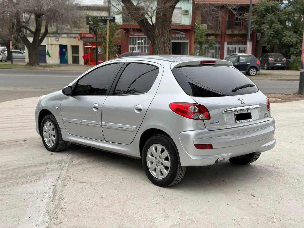 Peugeot 207 Compact 1.4 5 P Xs//Allure  2012 - foto 5