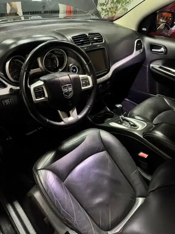 Chrysler Journey 2.4 Sxt 3 Filas L/11 Full  2017 - foto 5