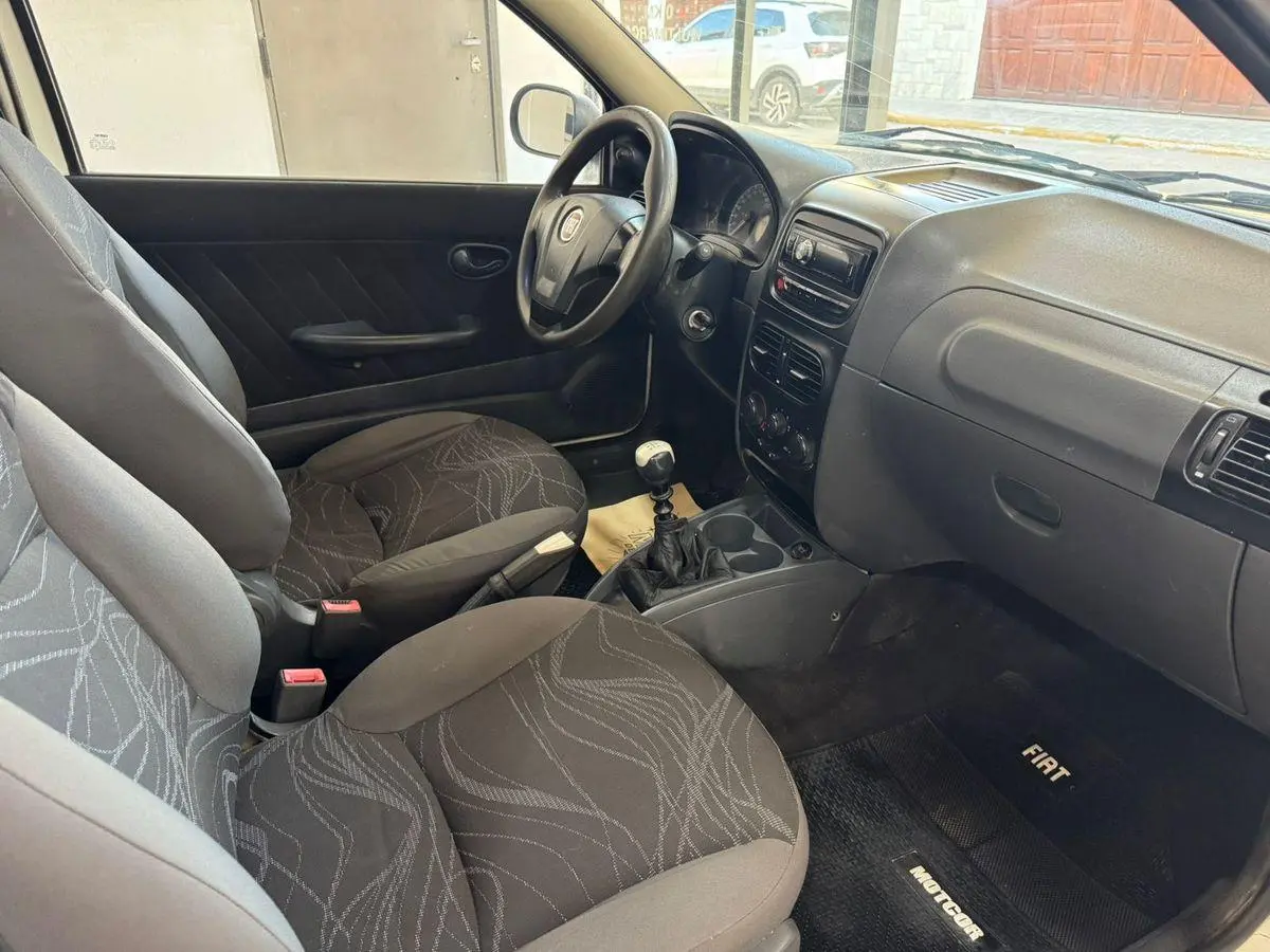 Fiat Strada 1.4 Working Aa  2013 - foto 5