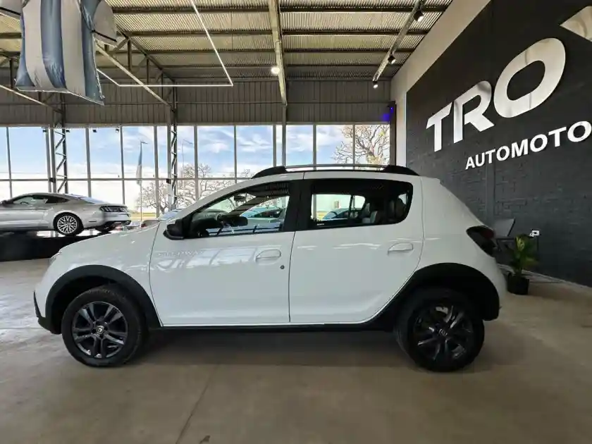 Renault Sandero Stepway Ph2 1.6 Zen    L19  2021 - foto 3