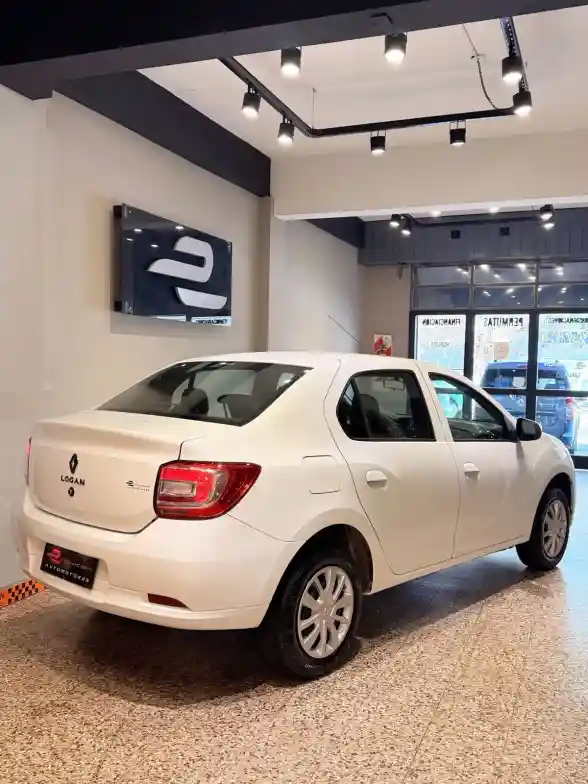Renault Logan Ii 1.6 16V Life         L/19  2025 - foto 4