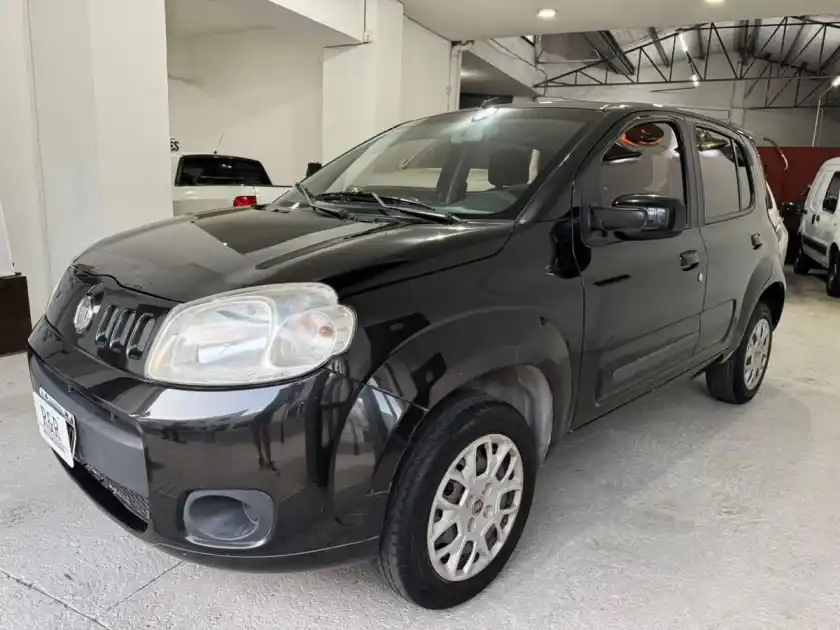 Fiat Uno 1.4 5 Ptas Attractive  2013 - foto 4