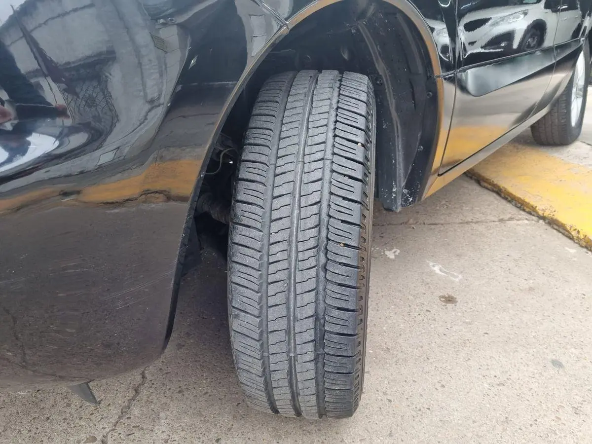 Renault Koleos 2.5 4X4 Dynamique L/12  2012 - foto 3