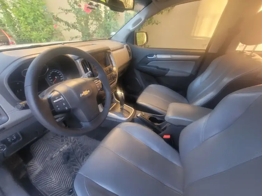 Chevrolet P-Up S10 2.8Td Dc 4X4 Hc At  L/17  2019 - foto 4