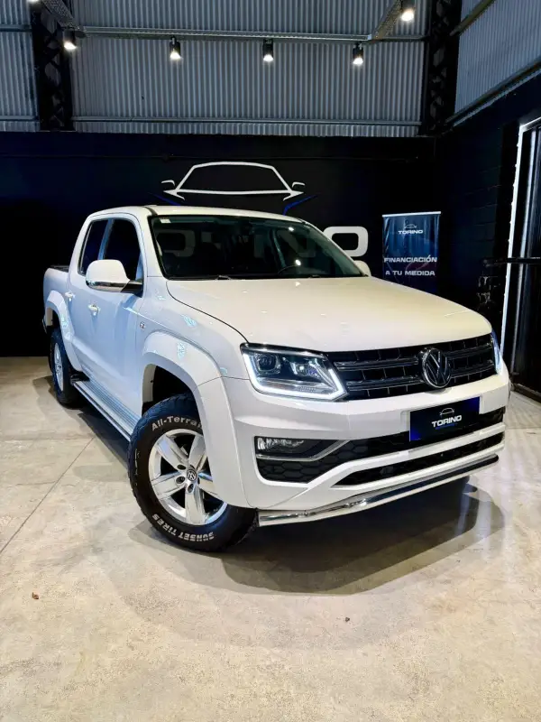 VOLKSWAGEN AMAROK 20TD 4X4 DC HIGHLINE 180HP   L17 2023 - foto 1
