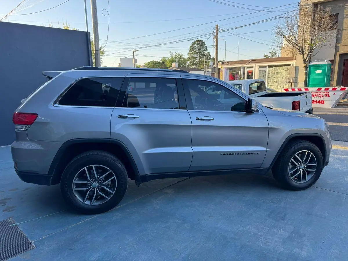 Chrysler Jeep Grand Cherokee Limited 3.6 Tc L14  2018 - foto 3