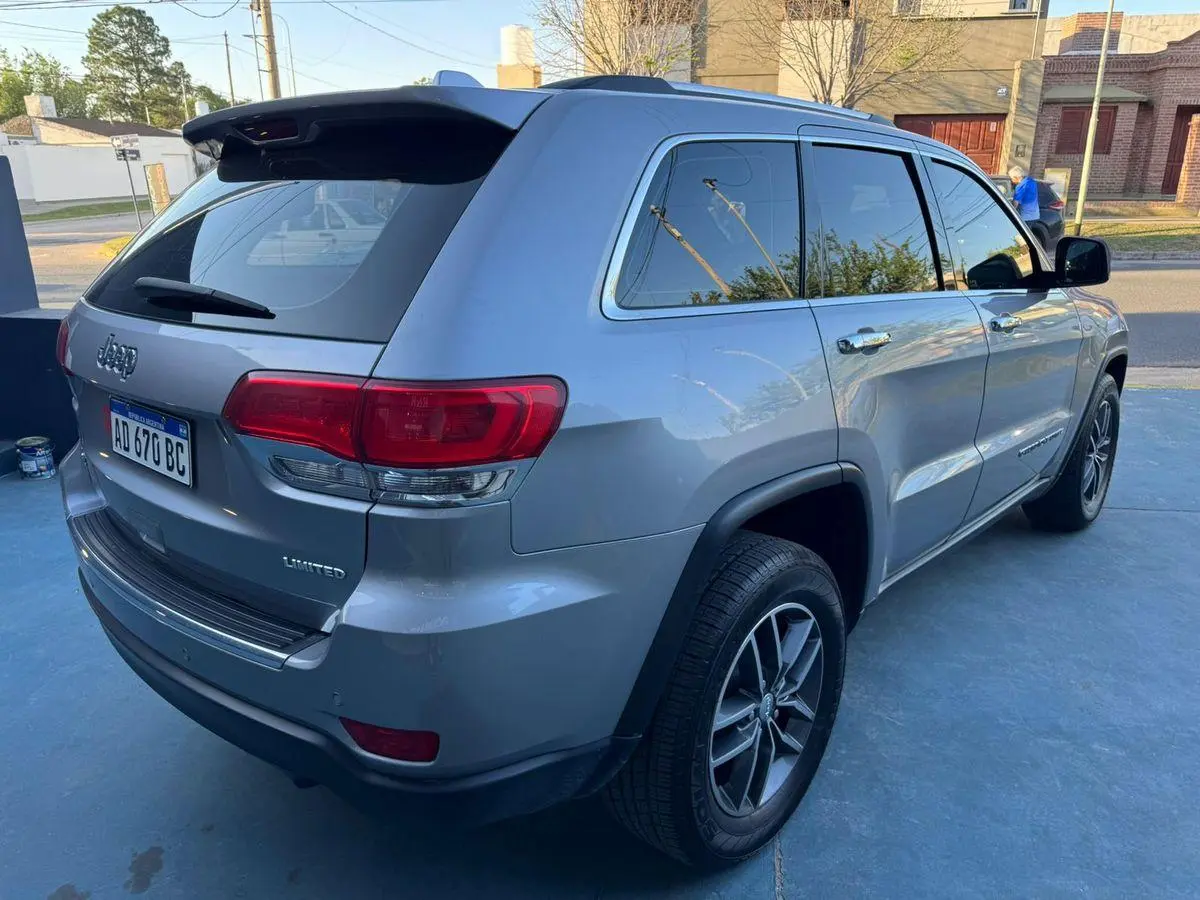 Chrysler Jeep Grand Cherokee Limited 3.6 Tc L14  2018 - foto 4