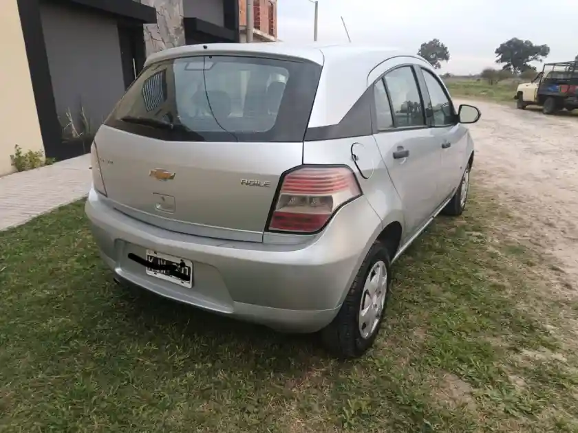 Chevrolet Agile 1.4 Lt  2011 - foto 3