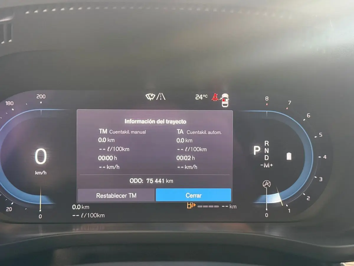 Volvo Xc 60 2.0 T5 Momentum Awd  2023 - foto 3