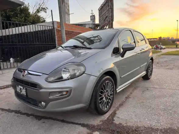 Fiat Punto 1.6 Sporting L/13  2014 - foto 2