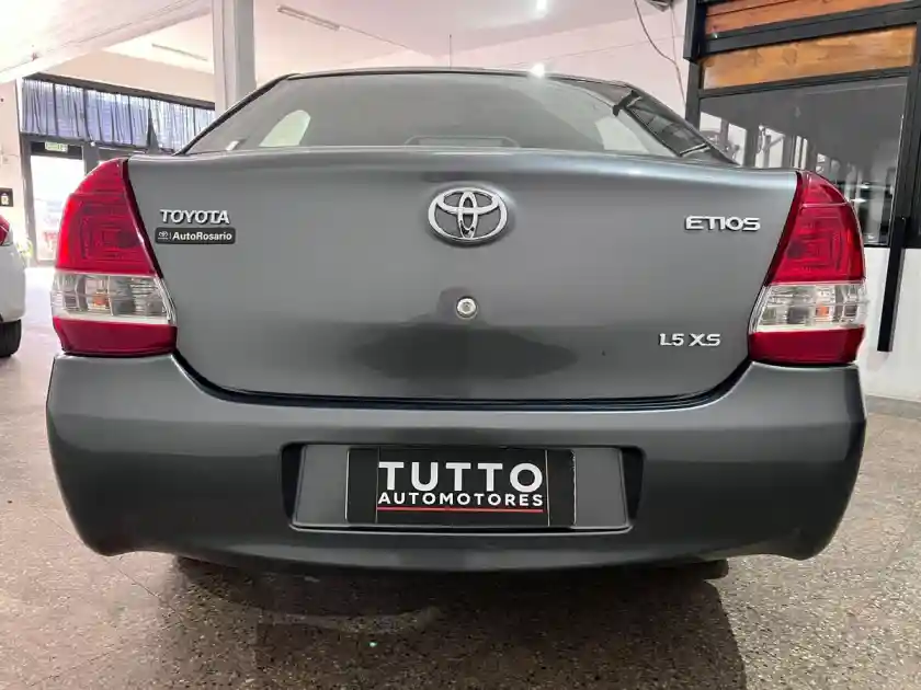 Toyota Etios 1.5 4 Ptas Xs  2016 - foto 3