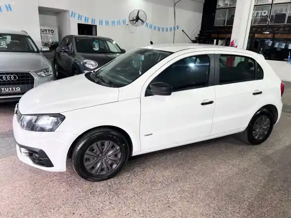 Volkswagen Gol Trend 1.6 5 P L/17 Trendline  2017 - foto 2