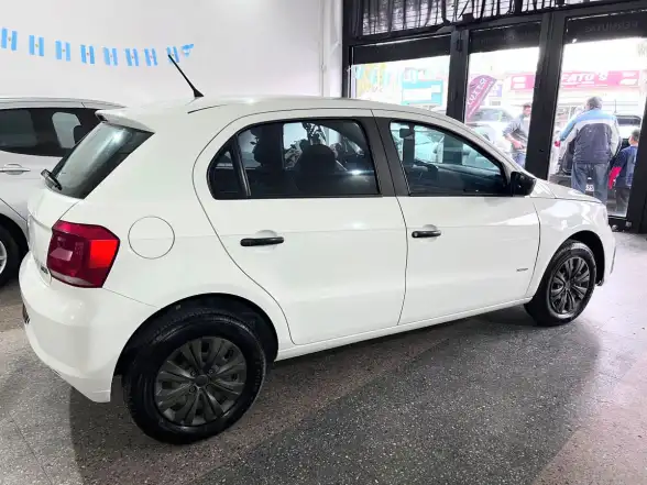 Volkswagen Gol Trend 1.6 5 P L/17 Trendline  2017 - foto 4