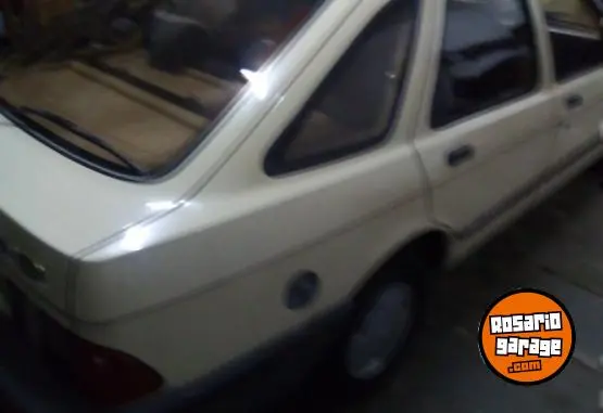 Ford Sierra 1.6  1986 - foto 2